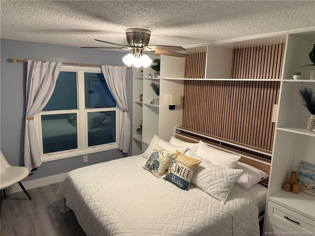 429 NE Tradewind Lane, Unit 405, Stuart, FL 34996 Photo