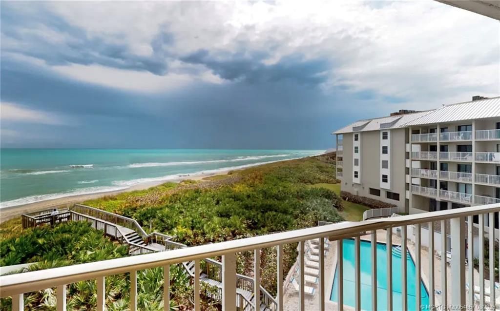 429 NE Tradewind Lane, Unit 405, Stuart, FL 34996 Photo