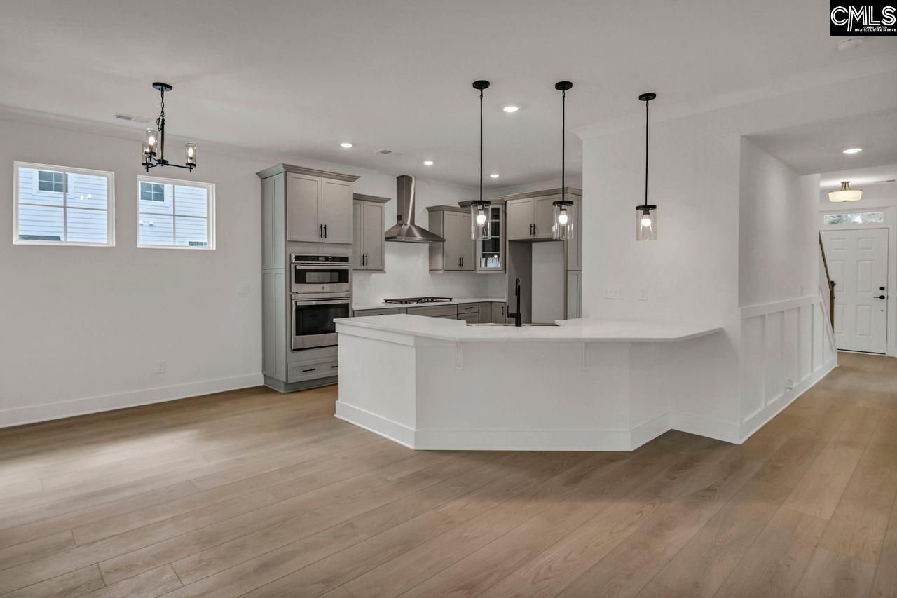 134 Clubside Drive Photo 7