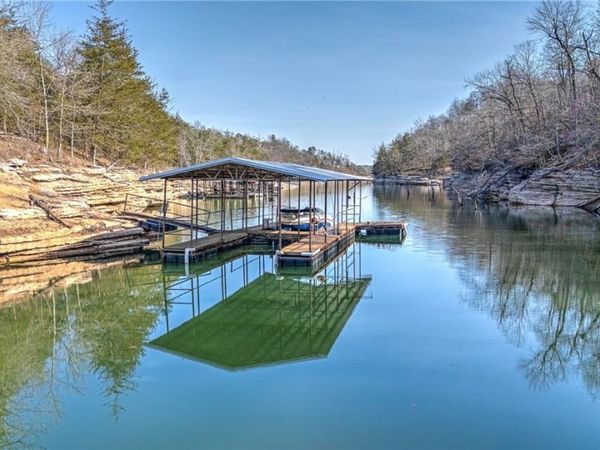 8379 Chestnut Drive, Rogers, AR 72756