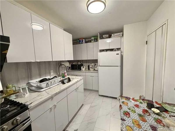 138-70 Elder Avenue , Unit 3N, Flushing, NY 11355