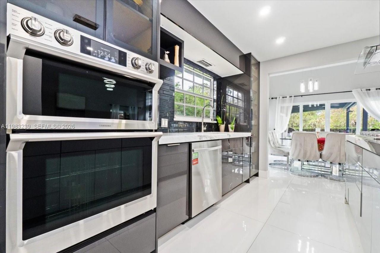 6313 NW 75th Way, Parkland, FL 33067 Photo