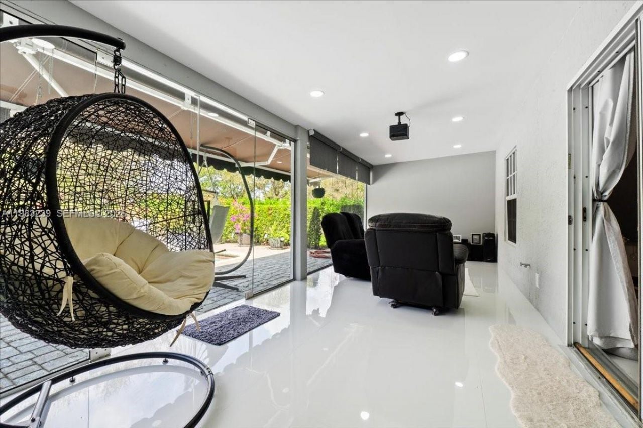 6313 NW 75th Way, Parkland, FL 33067 Photo