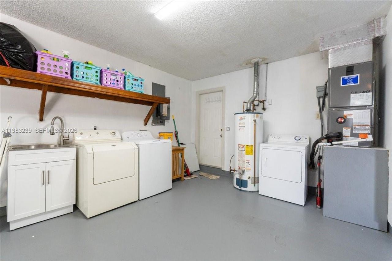 6313 NW 75th Way, Parkland, FL 33067 Photo