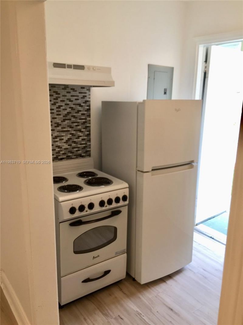 535 74, Unit 7, Miami Beach, FL 33141 Photo