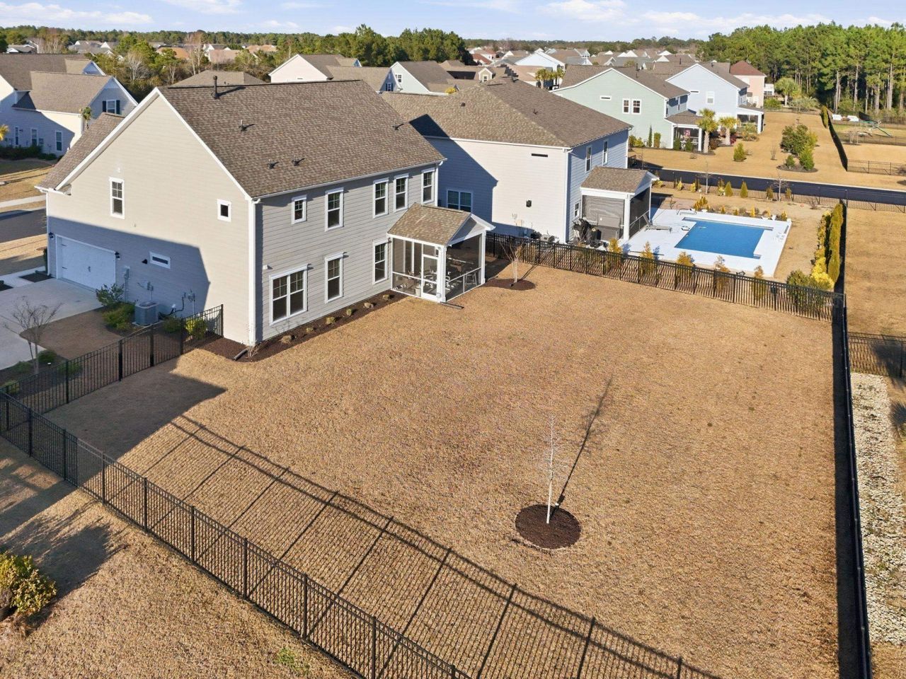 995 Desert Wheatgrass Dr. Photo 46