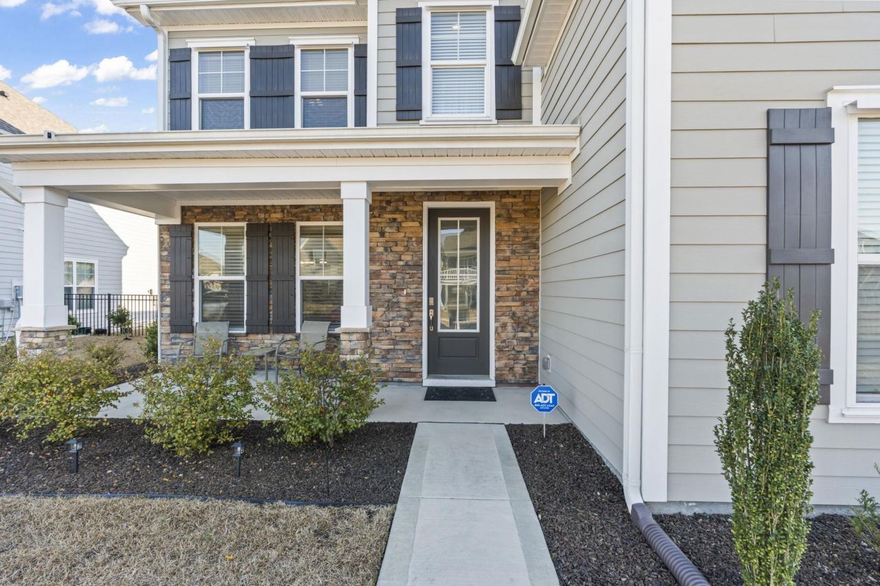 995 Desert Wheatgrass Dr. Photo 6