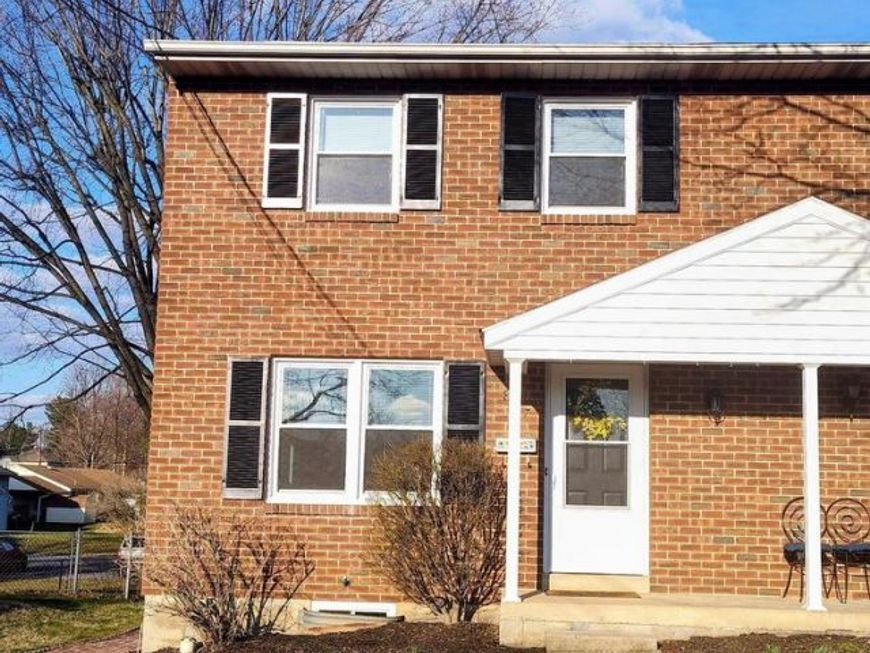 827 S Locust Street, Elizabethtown, PA 17022 Main Photo