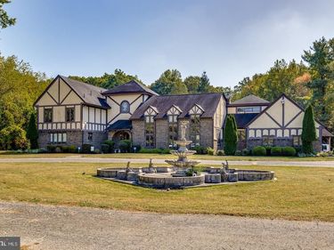 740 GARWOOD ROAD, MOORESTOWN, NJ 08057