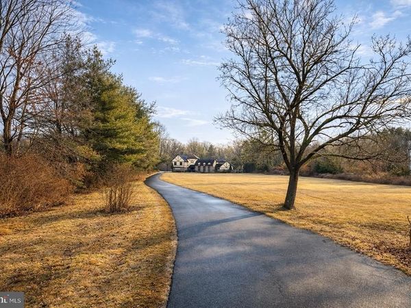 MOORESTOWN, NJ 08057