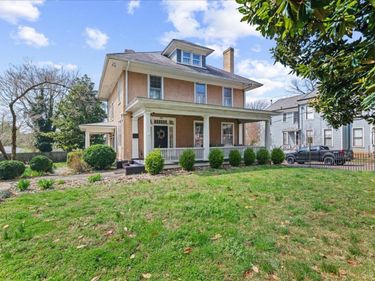 201 Harrison Street, Lynchburg, VA 24504