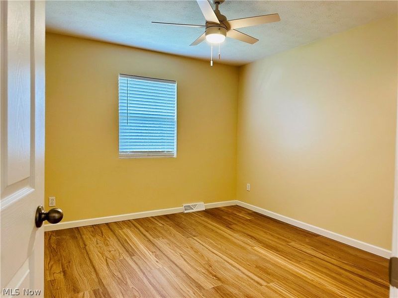 4913 Dunsmore Avenue, Ashtabula, OH 44004 Photo 16