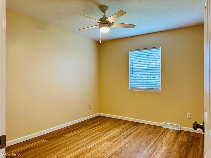 4913 Dunsmore Avenue, Ashtabula, OH 44004 Photo 17