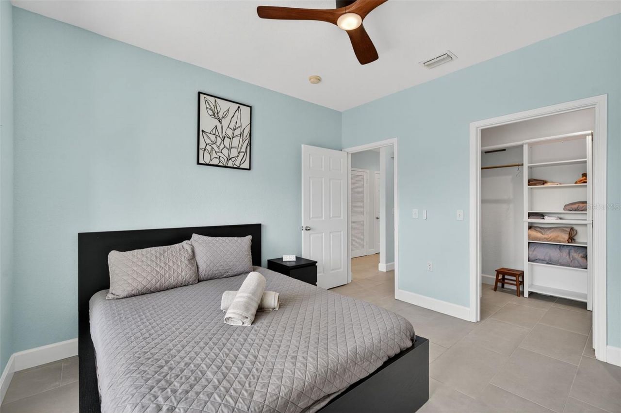 210 3rd Street W, Unit 8305, Bradenton, FL 34205 Photo