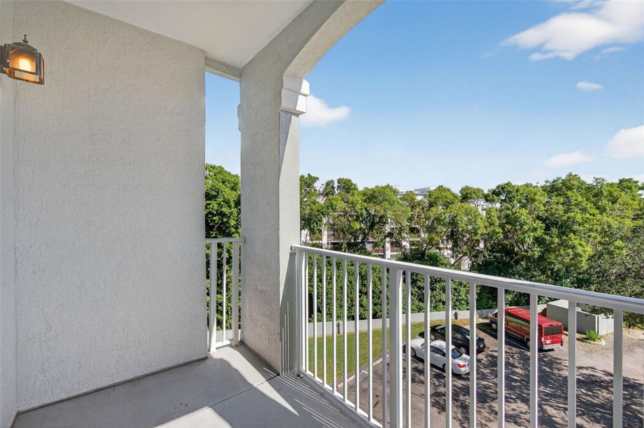 210 3rd Street W, Unit 8305, Bradenton, FL 34205 Photo