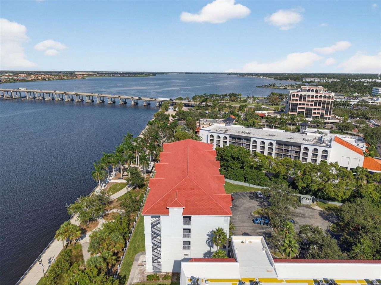 210 3rd Street W, Unit 8305, Bradenton, FL 34205 Photo