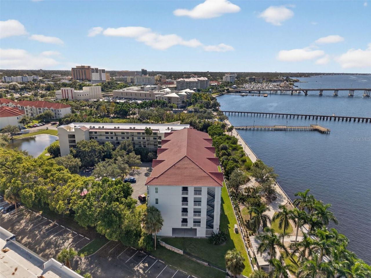 210 3rd Street W, Unit 8305, Bradenton, FL 34205 Photo