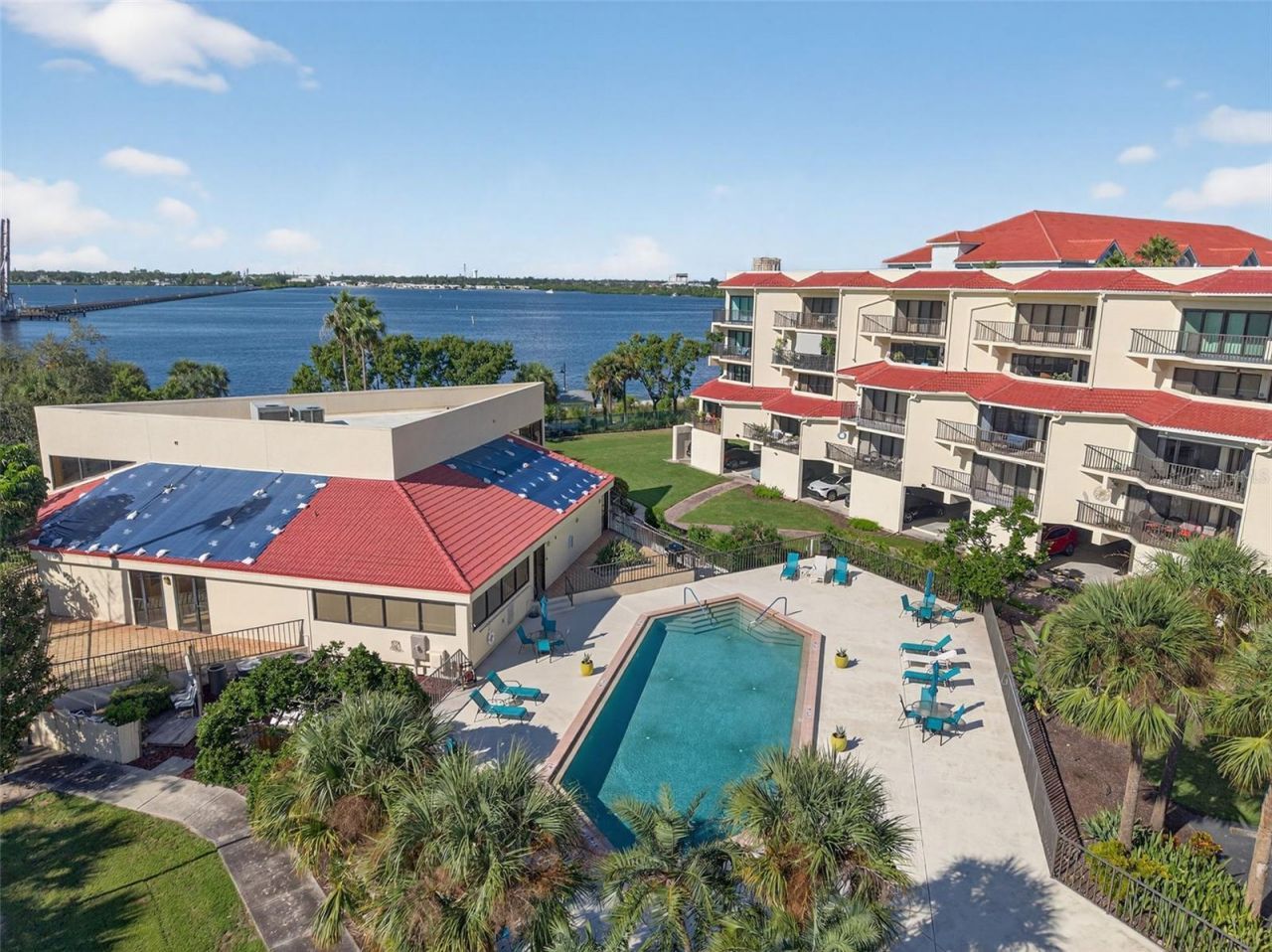 210 3rd Street W, Unit 8305, Bradenton, FL 34205 Photo