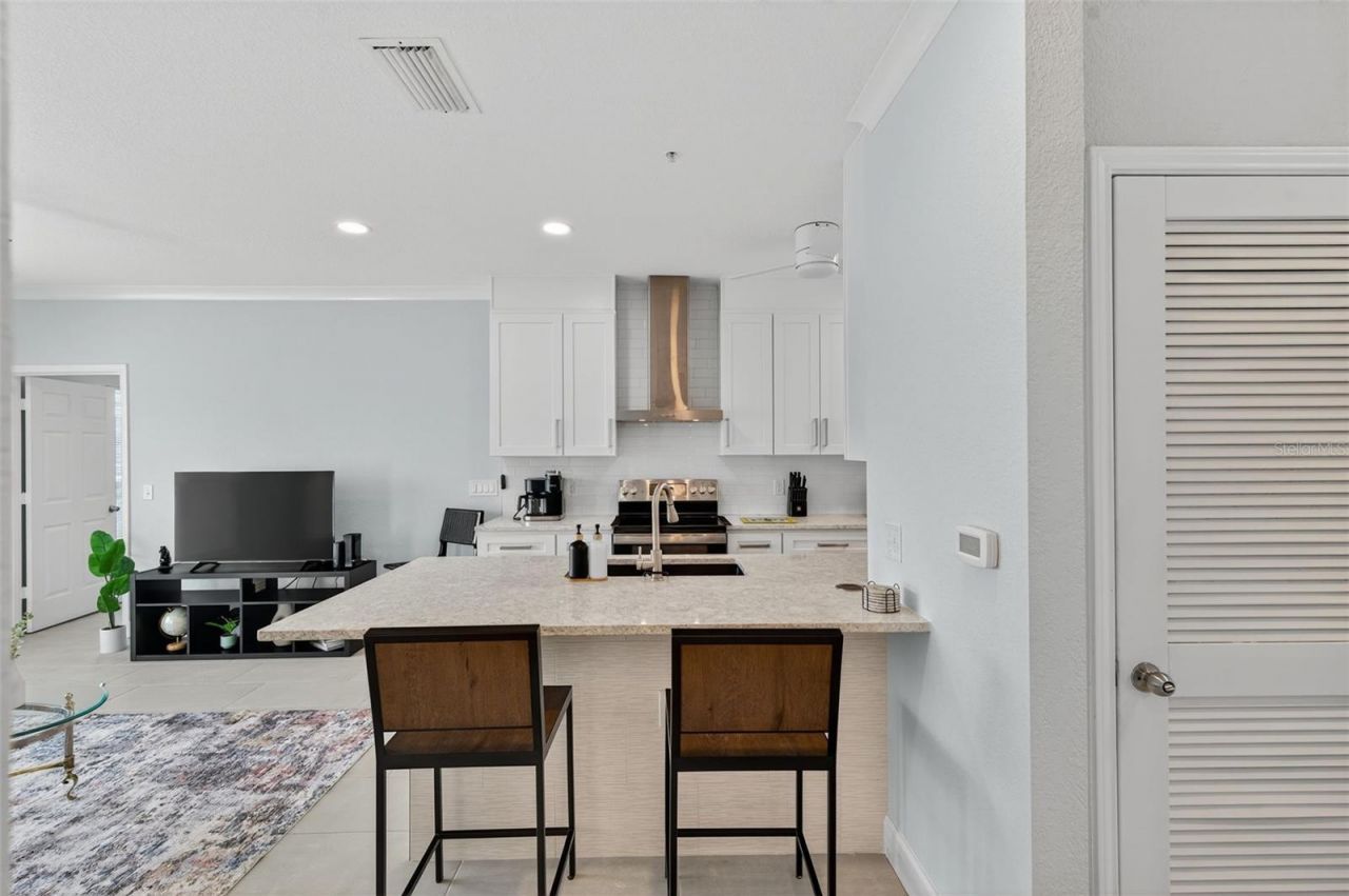 210 3rd Street W, Unit 8305, Bradenton, FL 34205 Photo