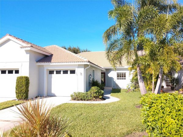 629 BACK NINE DRIVE , VENICE, FL 34285