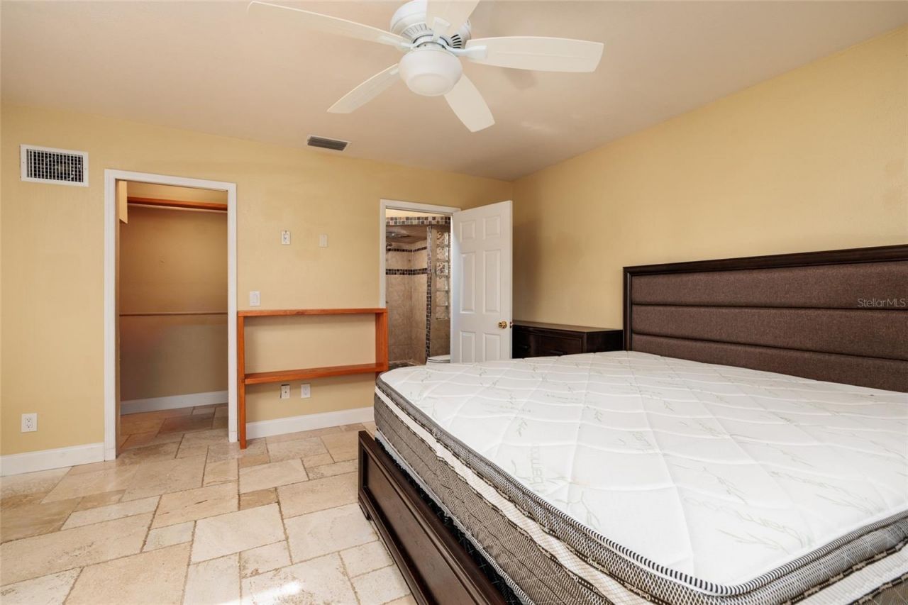 9665 2nd Street N, Saint Petersburg, FL 33702 Photo