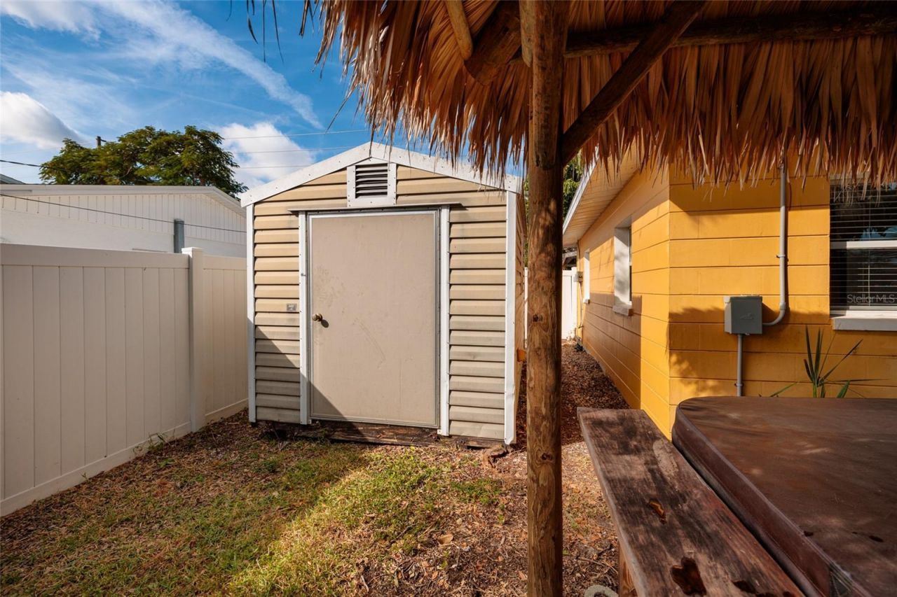 9665 2nd Street N, Saint Petersburg, FL 33702 Photo