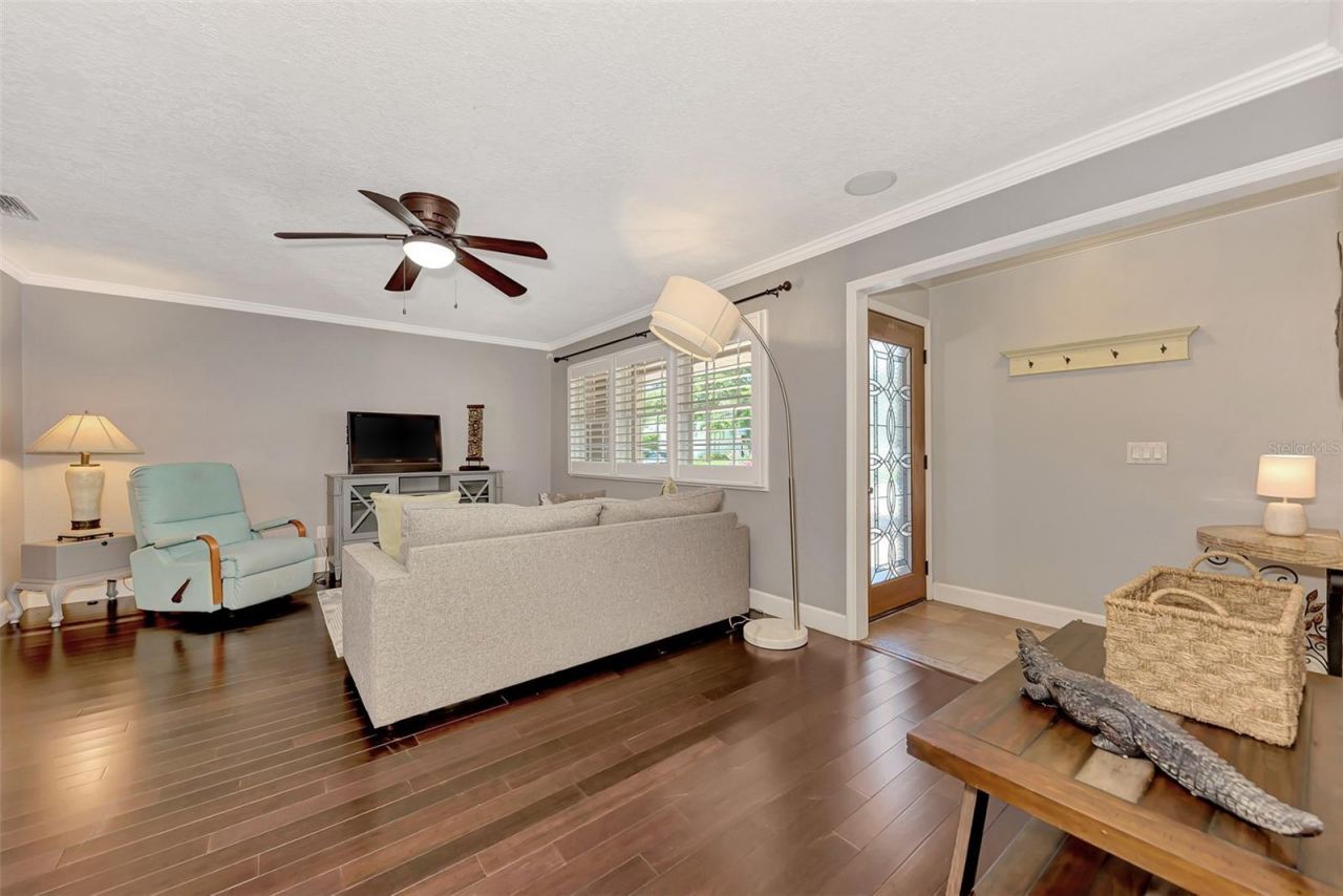 1894 Loma Linda Street, Sarasota, FL 34239 Photo