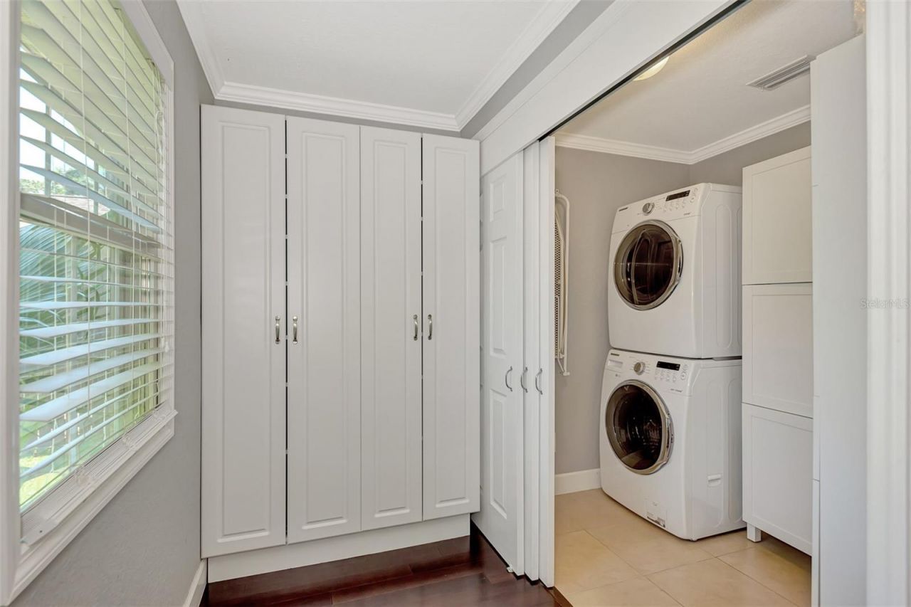 1894 Loma Linda Street, Sarasota, FL 34239 Photo