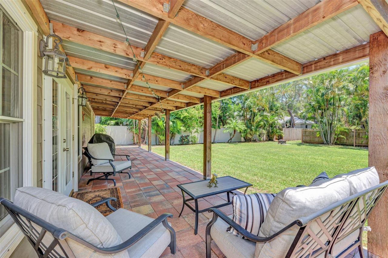 1894 Loma Linda Street, Sarasota, FL 34239 Photo