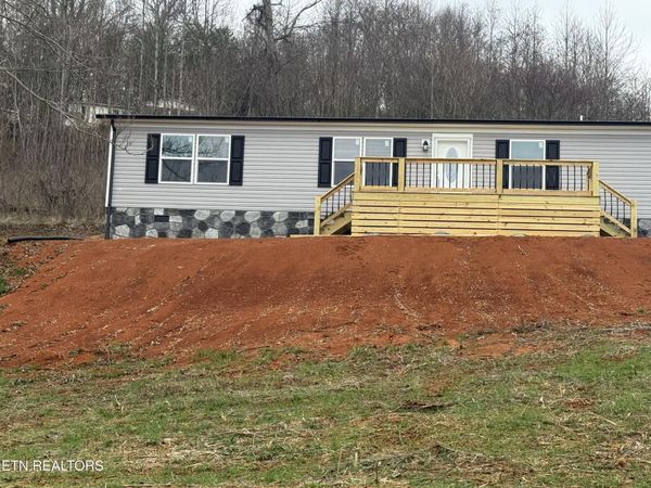 166 Alexander Crossings Drive, Church Hill, TN 37642