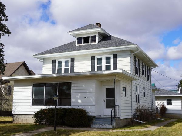 1412 James St, Bangor, WI 54614