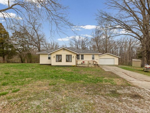 2429 Overbeck Lane , Centralia, IL 62801