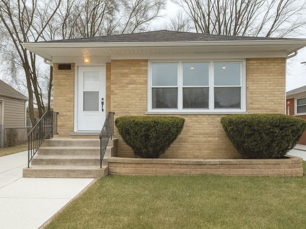 494 Buffalo Avenue , Calumet City, IL 60409