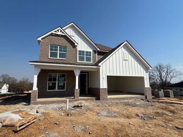 1096 Callaway Drive , Lebanon, TN 37087