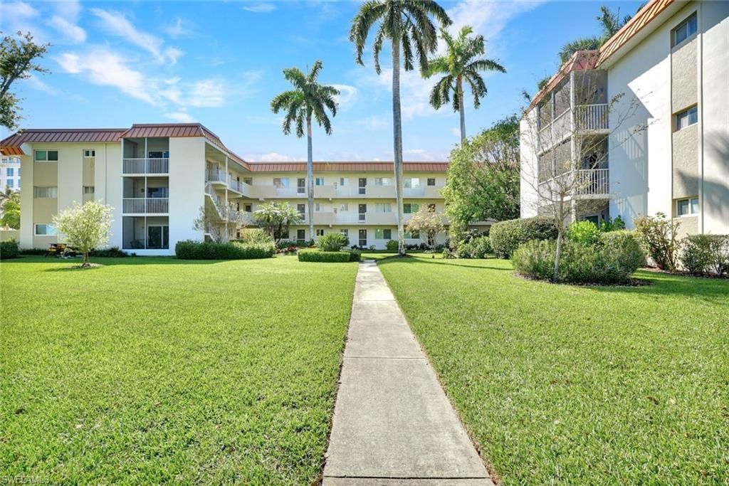 1100 Gulf Shore Blvd N, Unit 103, Naples, FL 34102 Photo