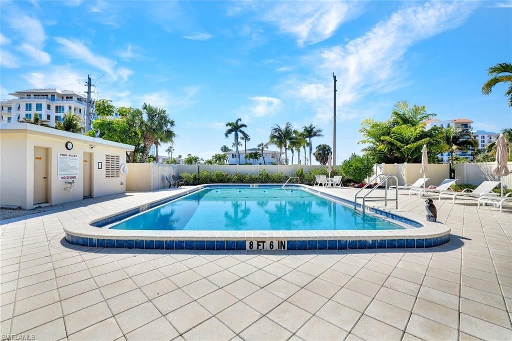 1100 Gulf Shore Blvd N, Unit 103, Naples, FL 34102 Photo