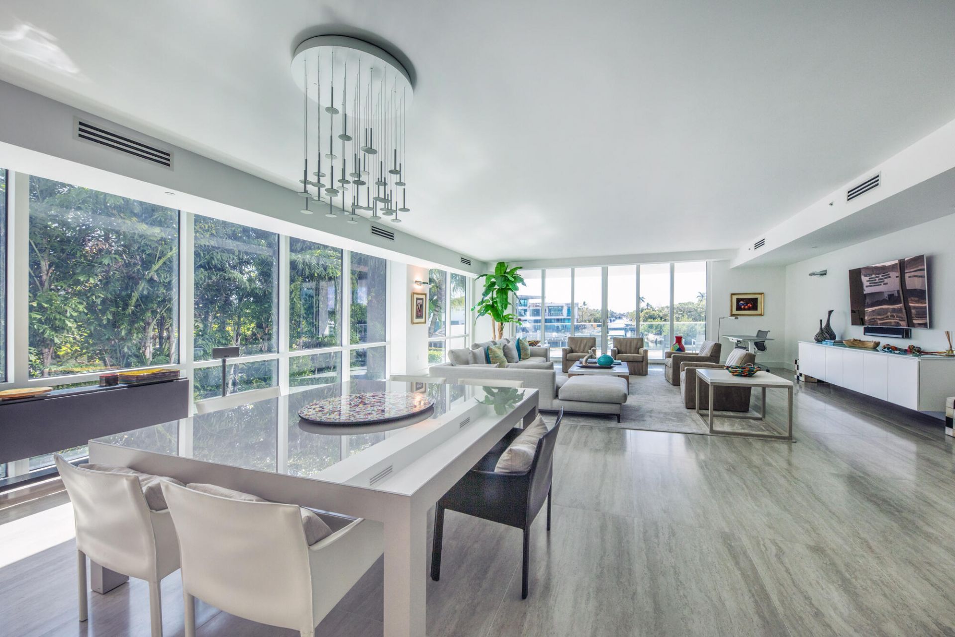 353 Sunset Drive, Unit 202, Fort Lauderdale, FL 33301 Photo