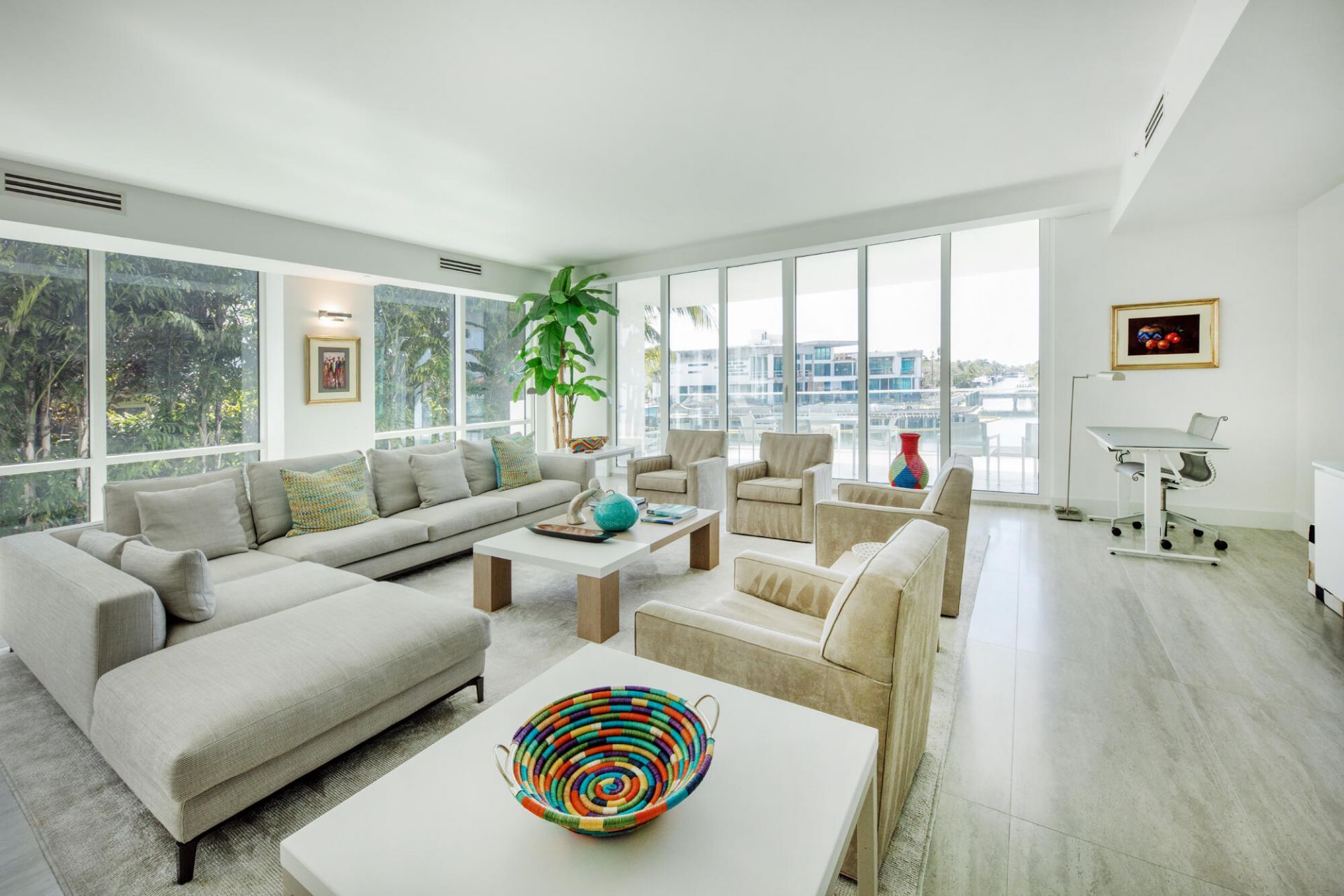 353 Sunset Drive, Unit 202, Fort Lauderdale, FL 33301 Photo