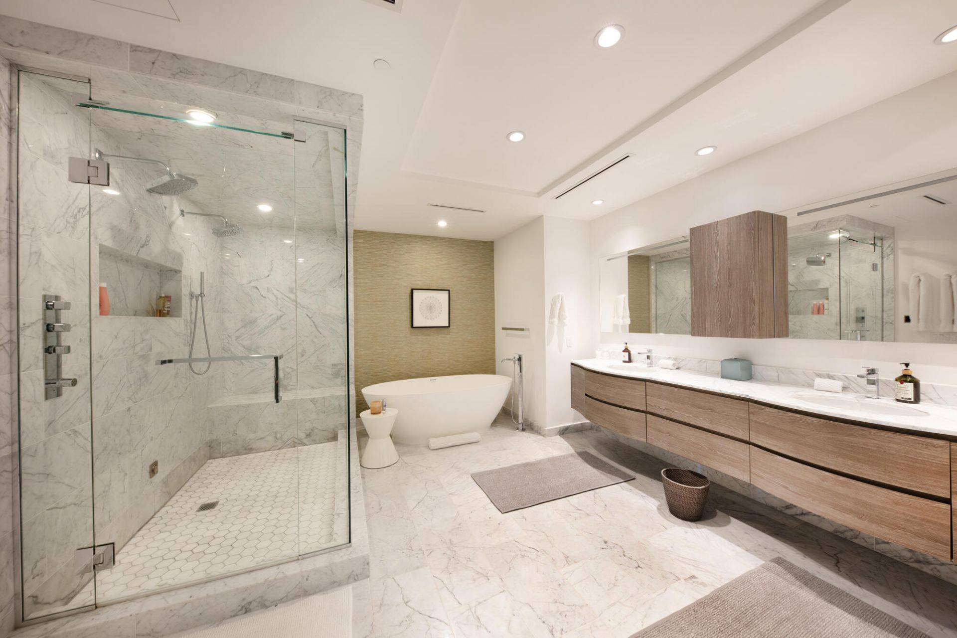 353 Sunset Drive, Unit 202, Fort Lauderdale, FL 33301 Photo