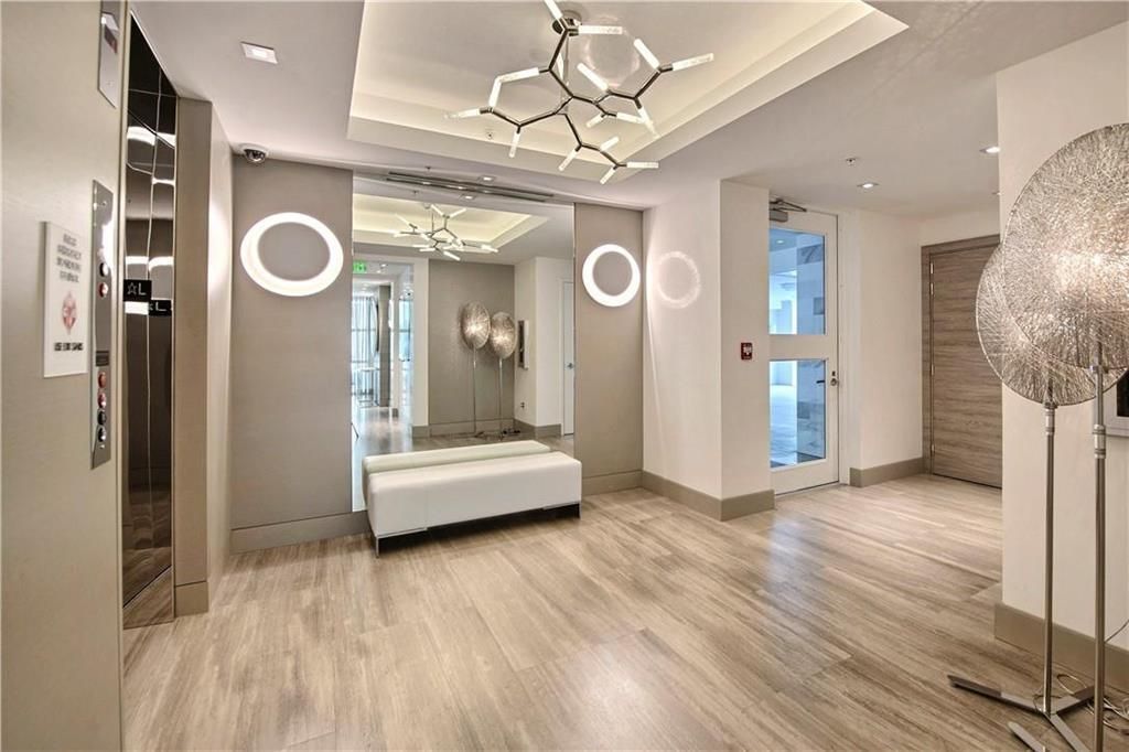 353 Sunset Drive, Unit 202, Fort Lauderdale, FL 33301 Photo