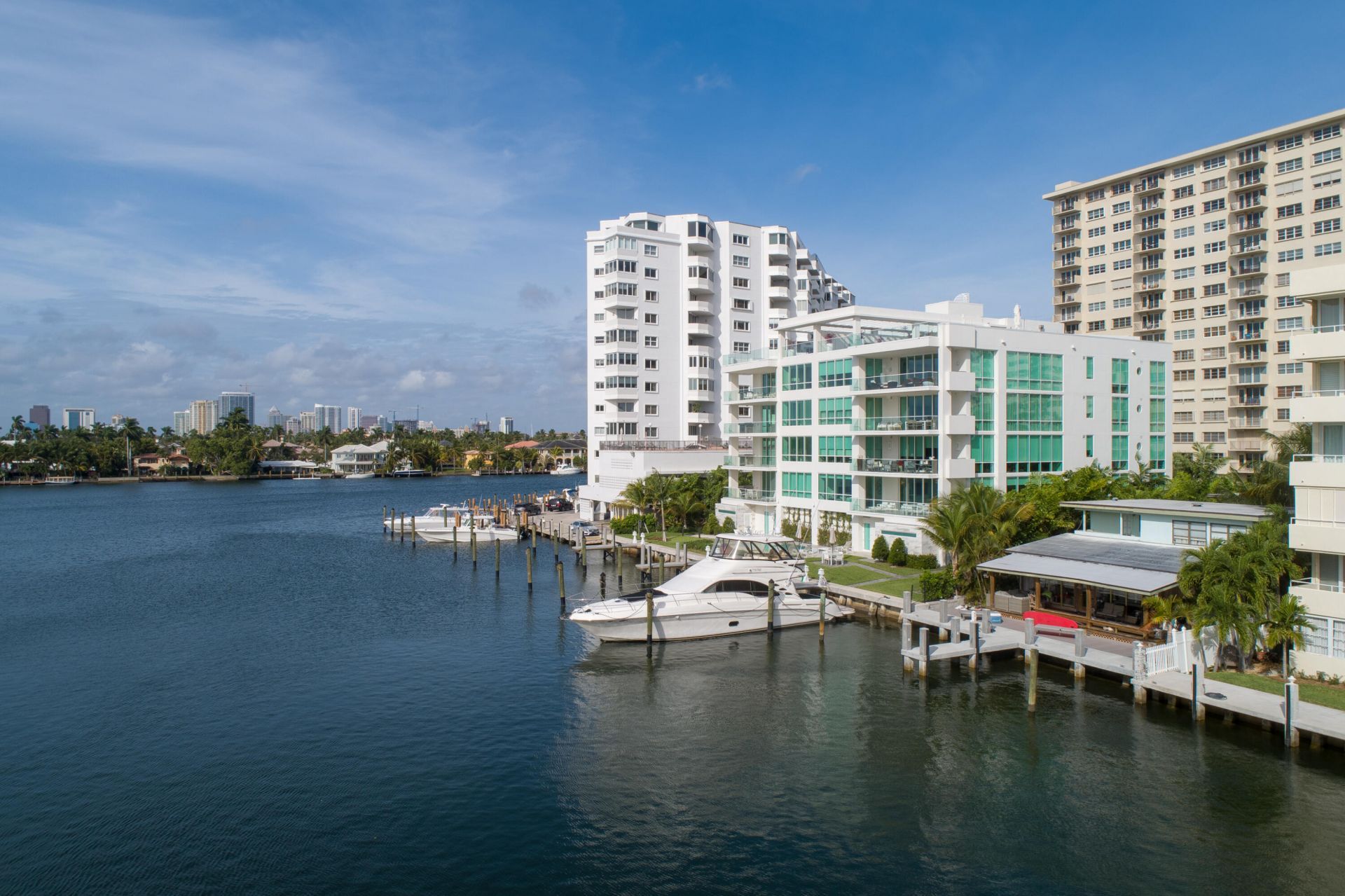 353 Sunset Drive, Unit 202, Fort Lauderdale, FL 33301 Photo