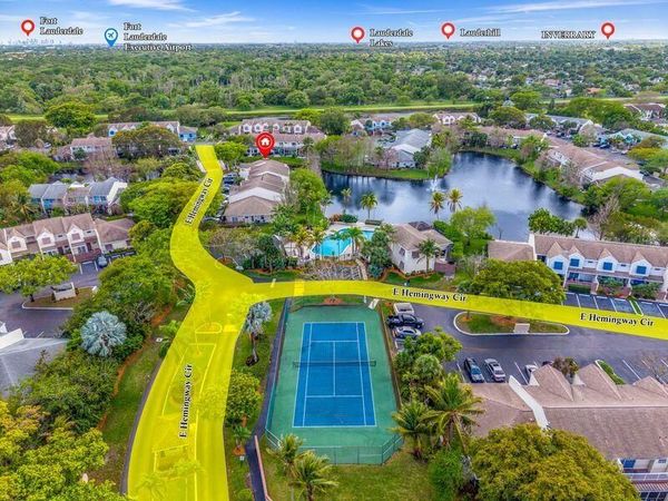 200 E Hemingway Circle, Margate, FL 33063