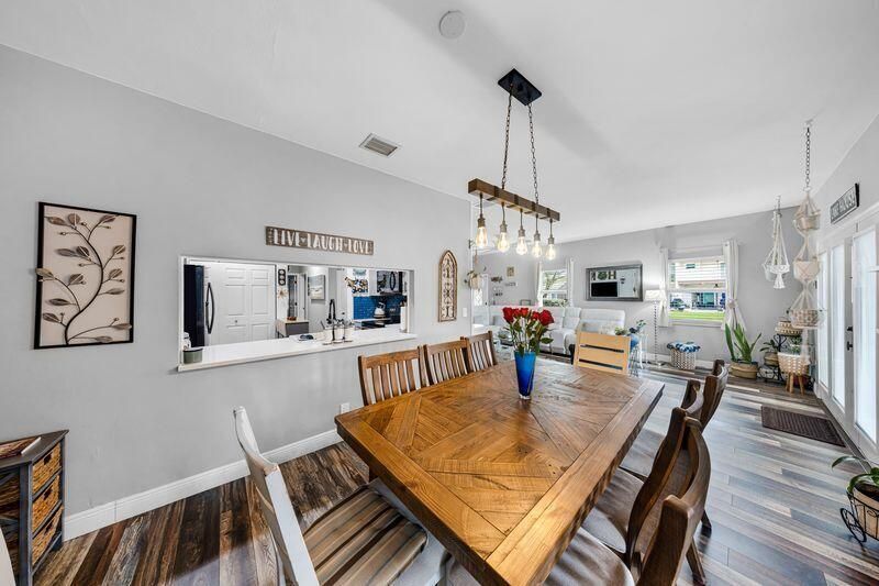 200 E Hemingway Circle, Margate, FL 33063 Photo