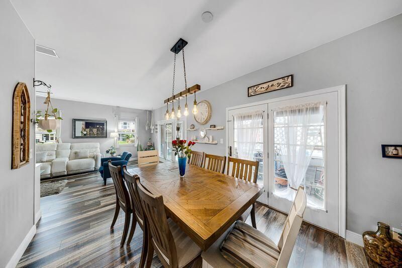 200 E Hemingway Circle, Margate, FL 33063 Photo