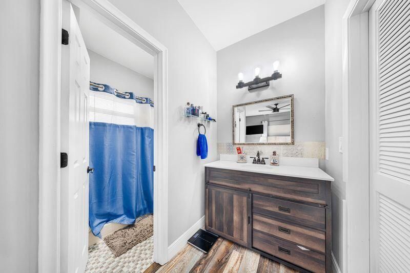 200 E Hemingway Circle, Margate, FL 33063 Photo