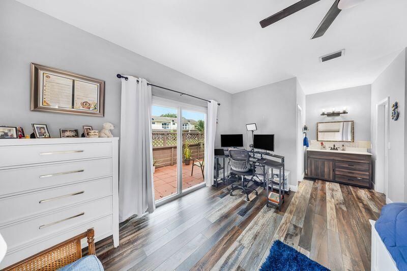 200 E Hemingway Circle, Margate, FL 33063 Photo