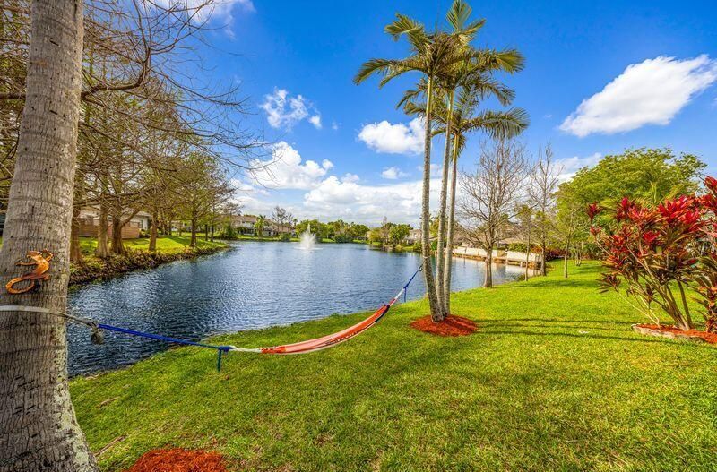 200 E Hemingway Circle, Margate, FL 33063 Photo