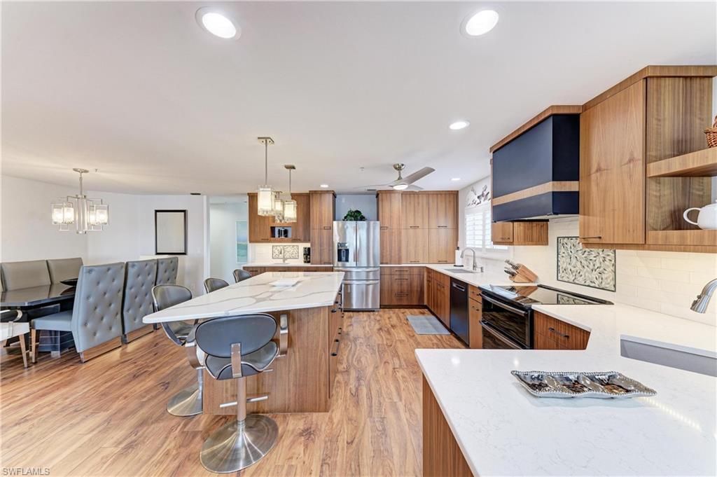 14813 Laguna Dr, Unit 401, Fort Myers, FL 33908 Photo