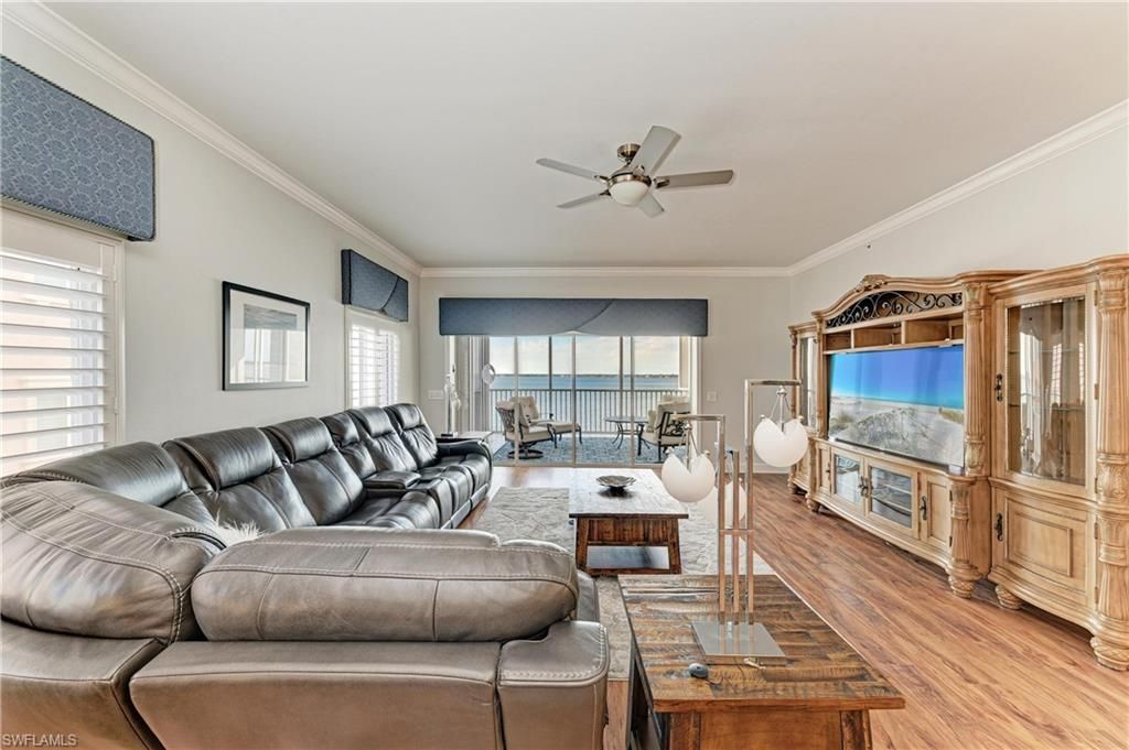 14813 Laguna Dr, Unit 401, Fort Myers, FL 33908 Photo