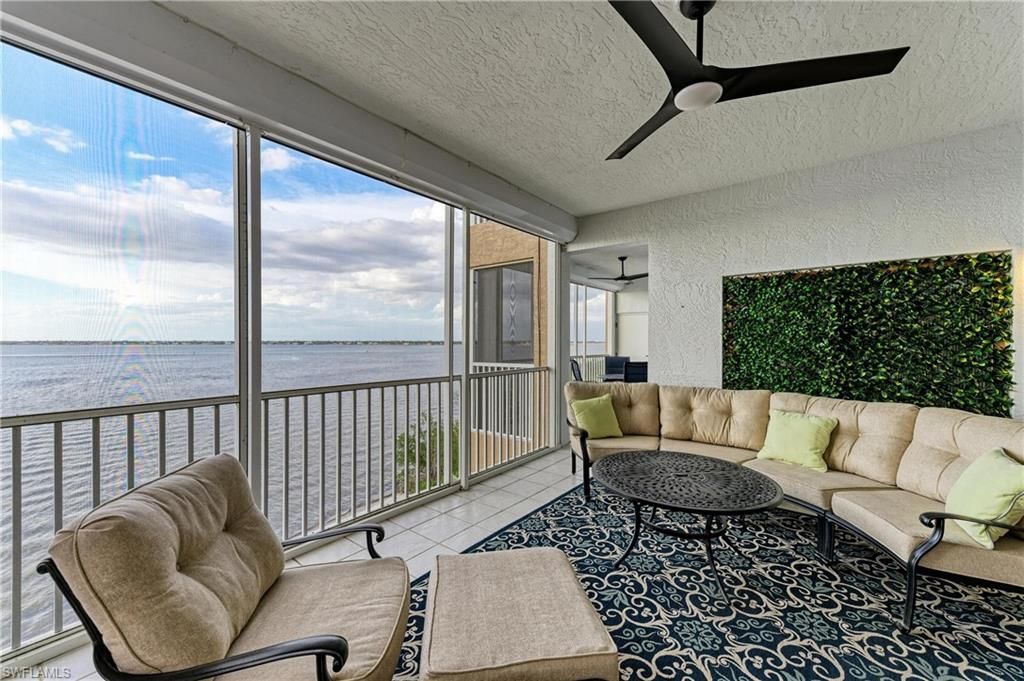 14813 Laguna Dr, Unit 401, Fort Myers, FL 33908 Photo